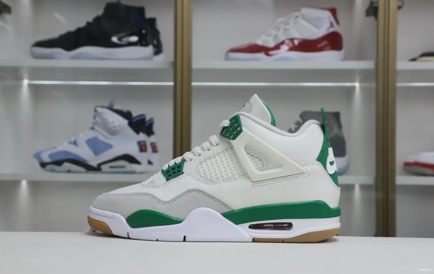RETRO SB 4 NIKE JORDAN 'PINE AIR X GREEN' 0504